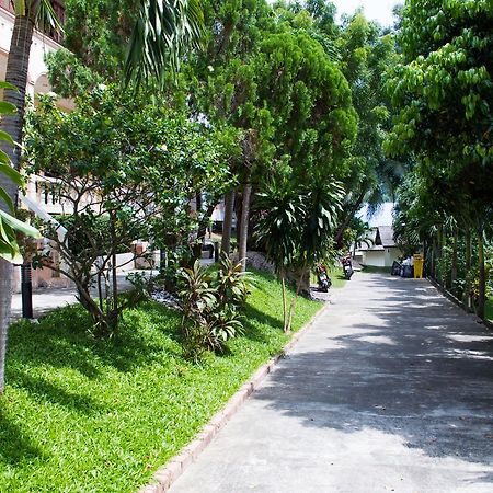 Kata On Sea By Bgb Villas Karon Kültér fotó